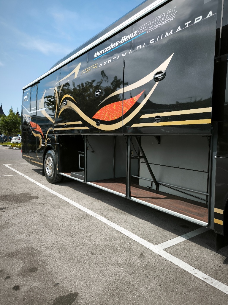 Armada Sutan Raya 8